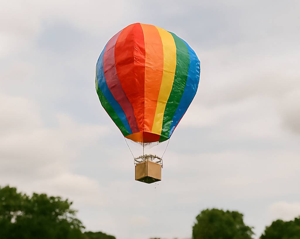 ساخت بالن هوایی در کارگاه آموزشی - تصویر کوچک