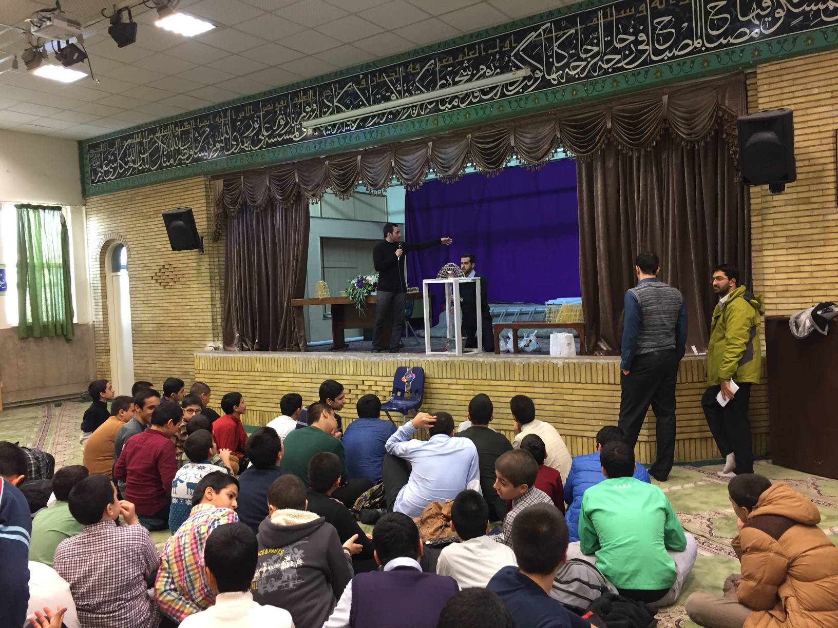 ساخت پل ماکارونی توسط تیم‌های مختلف - تصویر کوچک